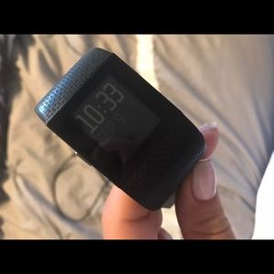 Black fitbit surge size small-perfect condition!